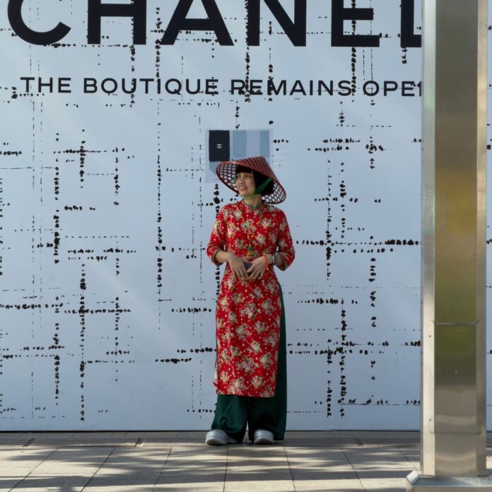 La policía italiana allana las oficinas de Bulgari y Chanel