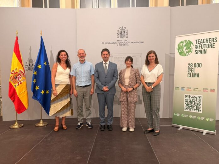 Abelardo de la Rosa presenta la campaña educativa ‘28.000 por el clima’ junto a Teachers For Future Spain