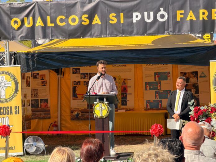 Bolonia acoge una exposición sobre los Ministros Voluntarios de Cienciología
